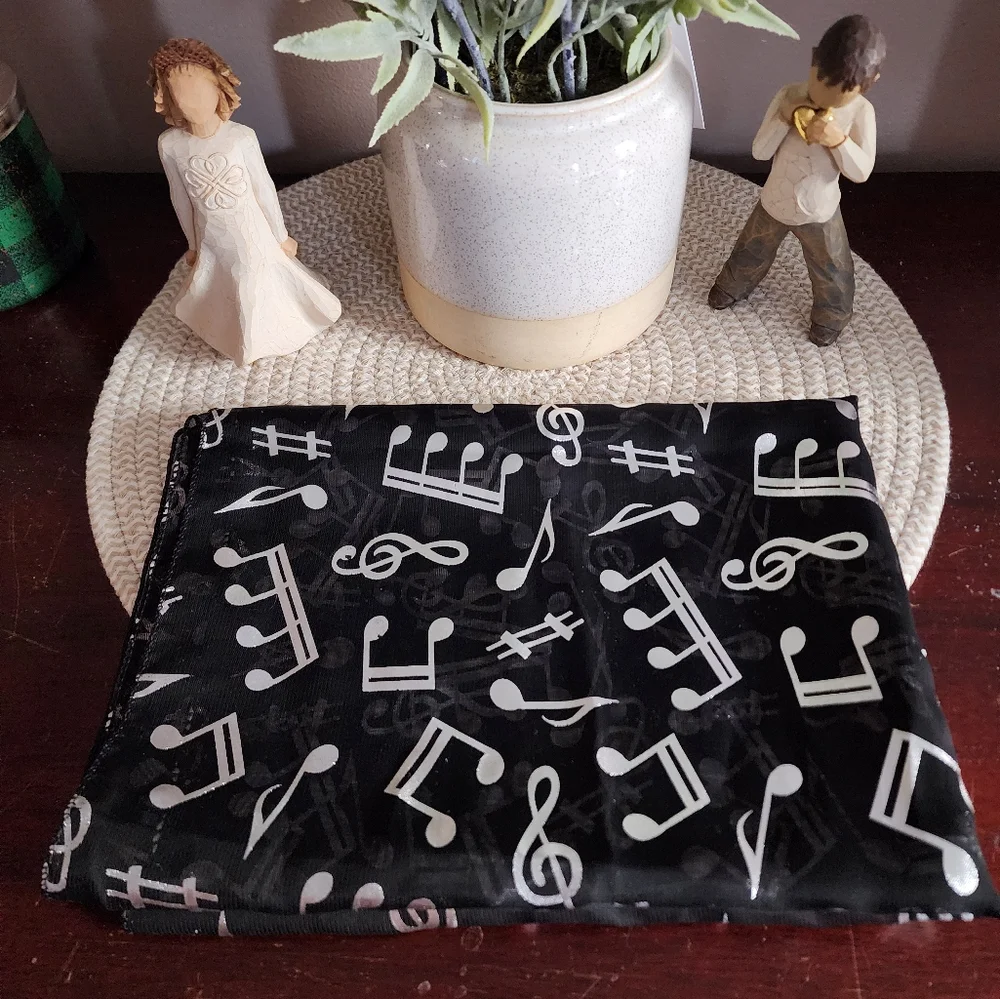 Musical Black w/White Notes Scarf